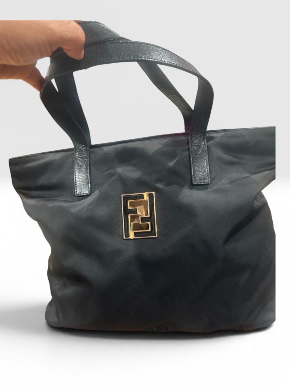 Fendi Black Tote Bag — Spacious Everyday Shoulder Bag